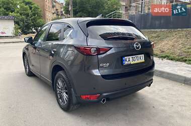 Внедорожник / Кроссовер Mazda CX-5 2018 в 