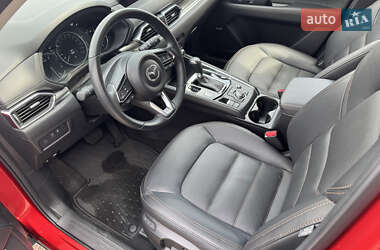 Позашляховик / Кросовер Mazda CX-5 2020 в 