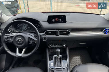 Позашляховик / Кросовер Mazda CX-5 2020 в 
