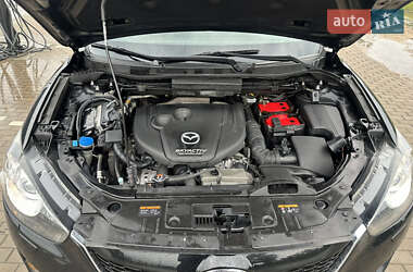 Позашляховик / Кросовер Mazda CX-5 2014 в 
