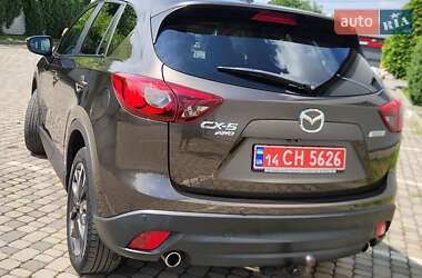 Позашляховик / Кросовер Mazda CX-5 2016 в 