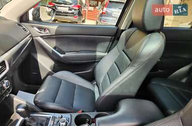 Позашляховик / Кросовер Mazda CX-5 2016 в 