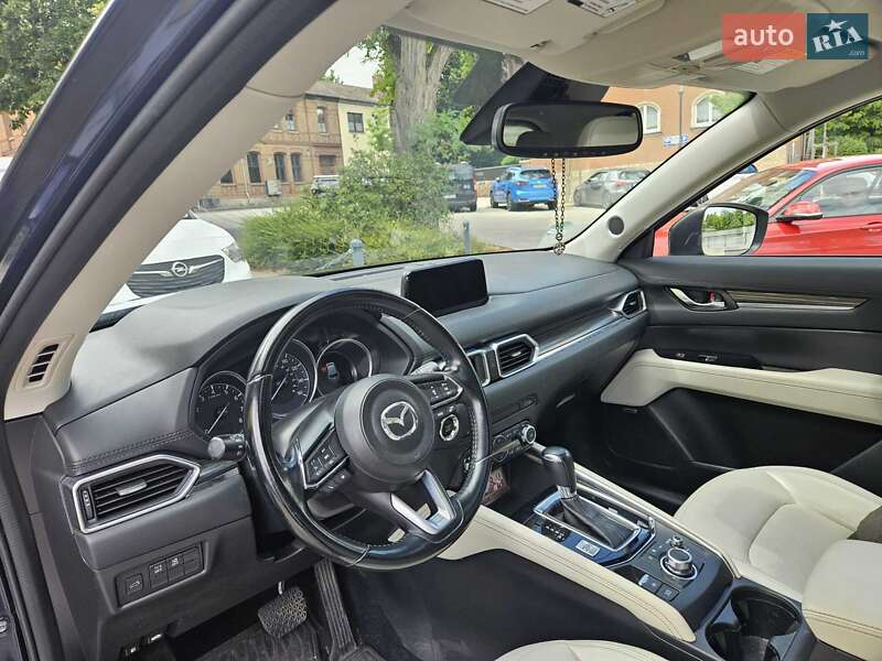 Внедорожник / Кроссовер Mazda CX-5 2017 в Киеве
