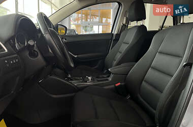 Позашляховик / Кросовер Mazda CX-5 2016 в 