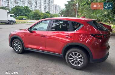 Позашляховик / Кросовер Mazda CX-5 2023 в 