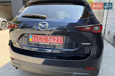 Позашляховик / Кросовер Mazda CX-5 2023 в 