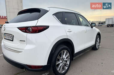 Позашляховик / Кросовер Mazda CX-5 2019 в 
