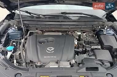 Позашляховик / Кросовер Mazda CX-5 2021 в 