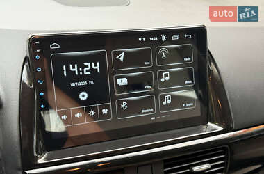Внедорожник / Кроссовер Mazda CX-5 2015 в 