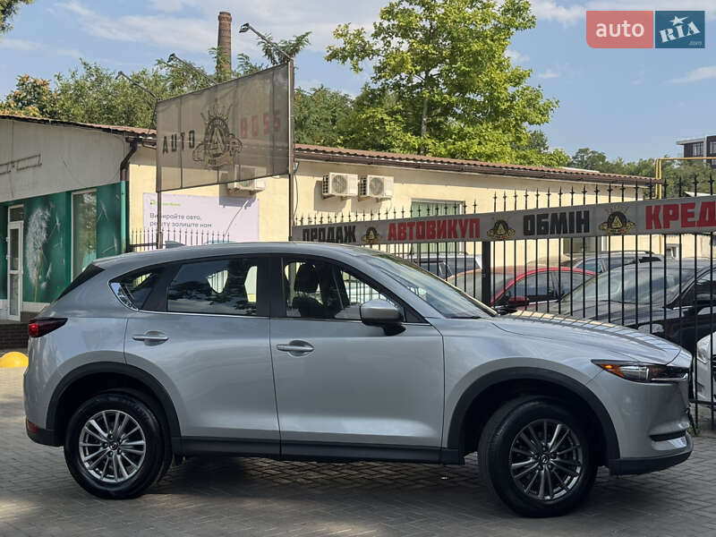 Позашляховик / Кросовер Mazda CX-5 2017 в Миколаєві