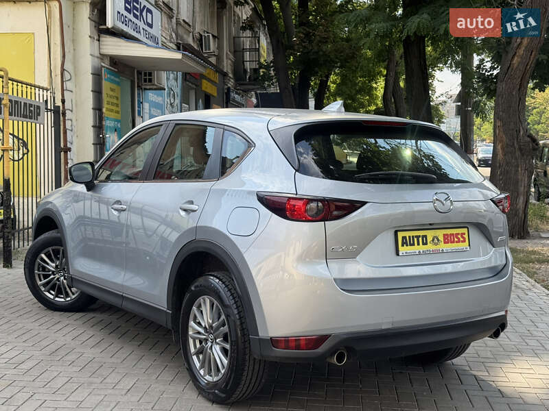 Позашляховик / Кросовер Mazda CX-5 2017 в Миколаєві