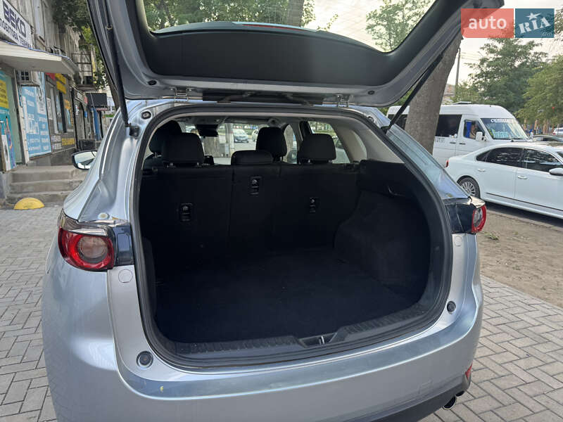 Позашляховик / Кросовер Mazda CX-5 2017 в Миколаєві