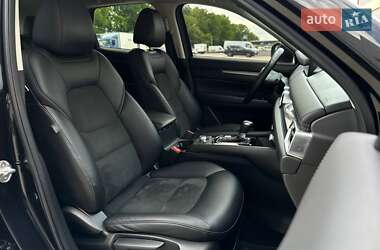 Позашляховик / Кросовер Mazda CX-5 2020 в 
