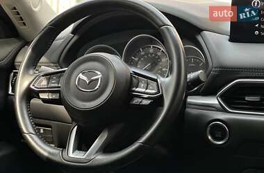 Позашляховик / Кросовер Mazda CX-5 2020 в 