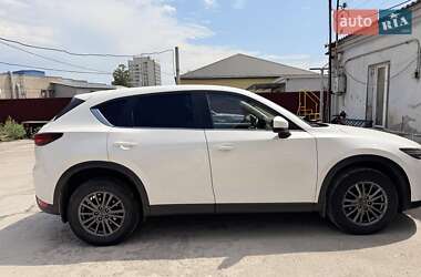 Внедорожник / Кроссовер Mazda CX-5 2018 в 