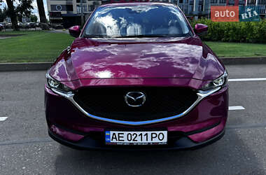 Позашляховик / Кросовер Mazda CX-5 2019 в 