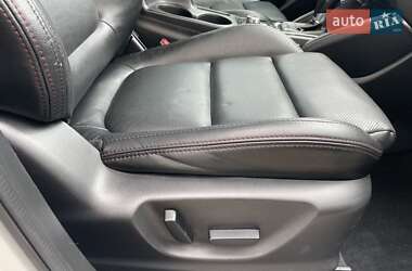 Позашляховик / Кросовер Mazda CX-5 2015 в 