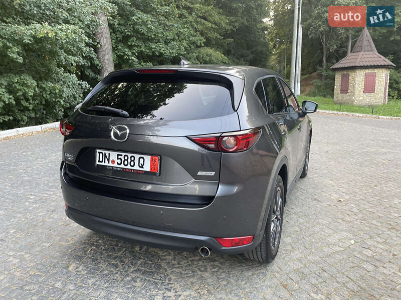 Внедорожник / Кроссовер Mazda CX-5 2018 в Черновцах