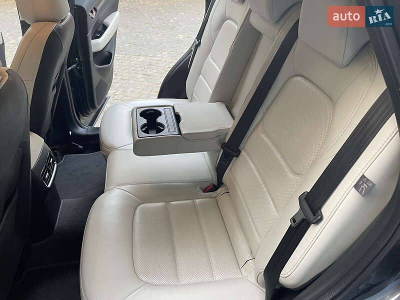 Внедорожник / Кроссовер Mazda CX-5 2018 в Черновцах