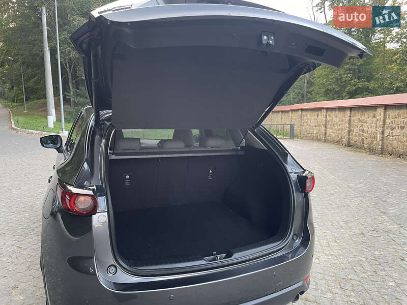 Внедорожник / Кроссовер Mazda CX-5 2018 в Черновцах