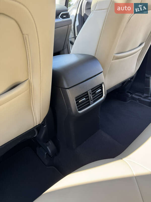 Внедорожник / Кроссовер Mazda CX-5 2018 в Киеве