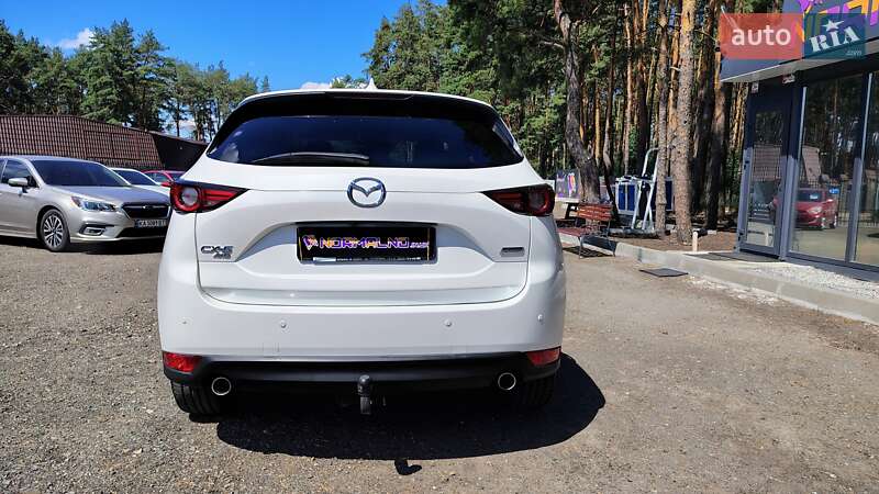 Внедорожник / Кроссовер Mazda CX-5 2017 в Киеве