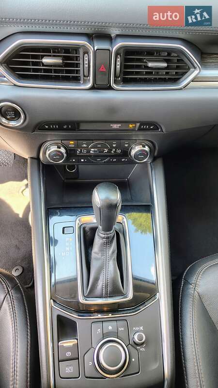Внедорожник / Кроссовер Mazda CX-5 2017 в Киеве