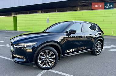 Внедорожник / Кроссовер Mazda CX-5 2018 в 