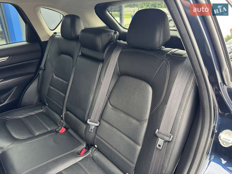 Позашляховик / Кросовер Mazda CX-5 2017 в Рівному