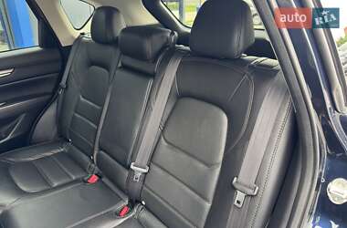 Позашляховик / Кросовер Mazda CX-5 2017 в 
