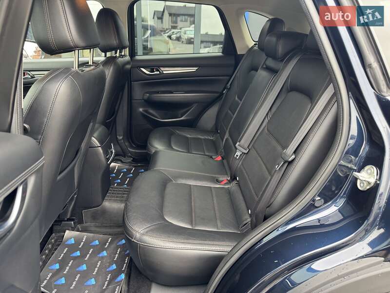 Позашляховик / Кросовер Mazda CX-5 2017 в Рівному