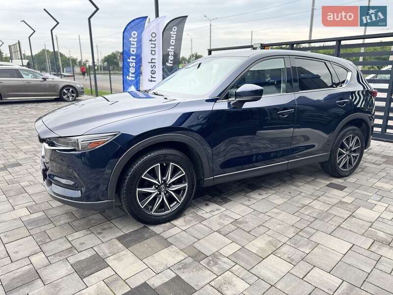 Позашляховик / Кросовер Mazda CX-5 2017 в Рівному