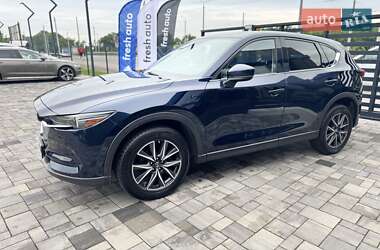 Позашляховик / Кросовер Mazda CX-5 2017 в 