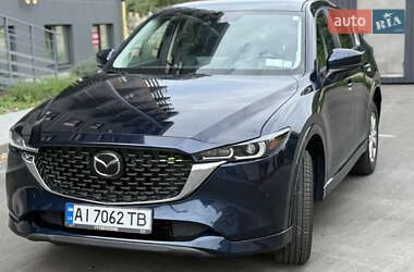 Внедорожник / Кроссовер Mazda CX-5 2023 в 