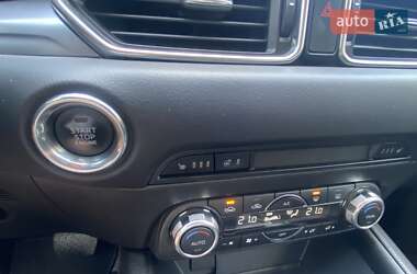 Внедорожник / Кроссовер Mazda CX-5 2017 в 