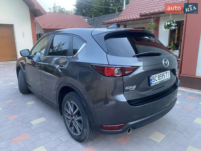 Внедорожник / Кроссовер Mazda CX-5 2017 в Шептицькому