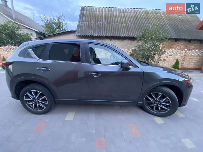 Внедорожник / Кроссовер Mazda CX-5 2017 в Шептицькому