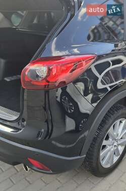 Внедорожник / Кроссовер Mazda CX-5 2016 в 
