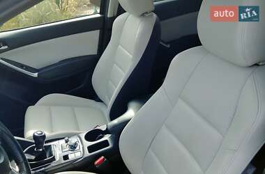 Внедорожник / Кроссовер Mazda CX-5 2016 в 