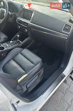 Внедорожник / Кроссовер Mazda CX-5 2016 в 