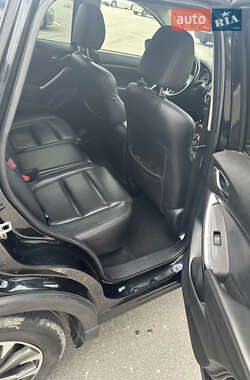 Внедорожник / Кроссовер Mazda CX-5 2015 в 