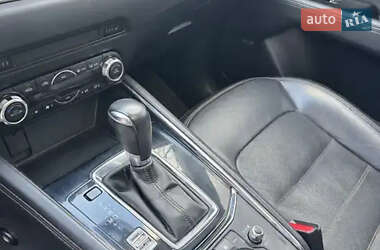 Внедорожник / Кроссовер Mazda CX-5 2018 в 