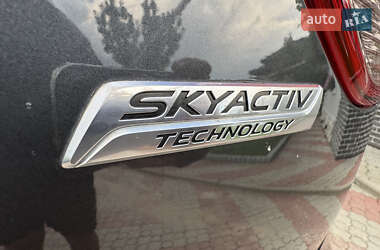 Внедорожник / Кроссовер Mazda CX-5 2015 в 