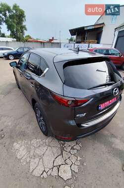 Внедорожник / Кроссовер Mazda CX-5 2017 в 