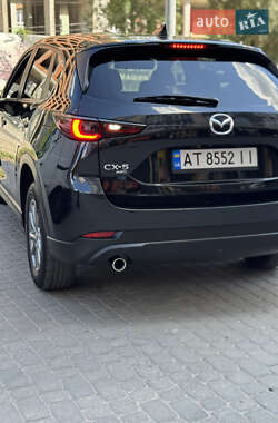 Внедорожник / Кроссовер Mazda CX-5 2023 в 