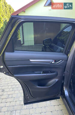 Внедорожник / Кроссовер Mazda CX-5 2018 в 