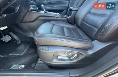 Внедорожник / Кроссовер Mazda CX-5 2023 в 