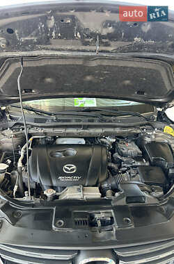 Внедорожник / Кроссовер Mazda CX-5 2015 в 
