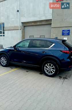 Позашляховик / Кросовер Mazda CX-5 2022 в 