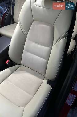 Позашляховик / Кросовер Mazda CX-5 2020 в 